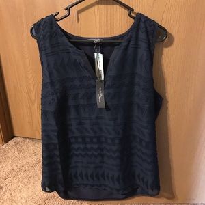 Market & Spruce Navy Ezide Textured Print Top NWT